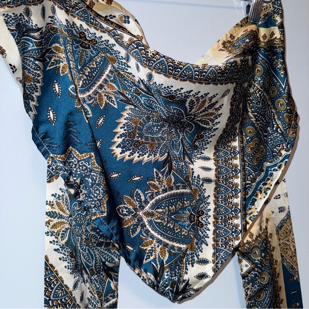 Sleeveless Bohemian Paisley Scarf Top (Teal) - Picture 6 of 7